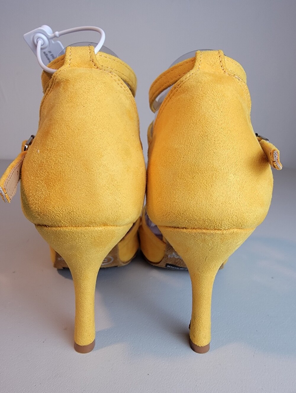 Suede Salsa Latin Dance Shoes Yellow, Strappy, 3.25" Heel, Dance and Sway 7-7.5 - Picture 8 of 12